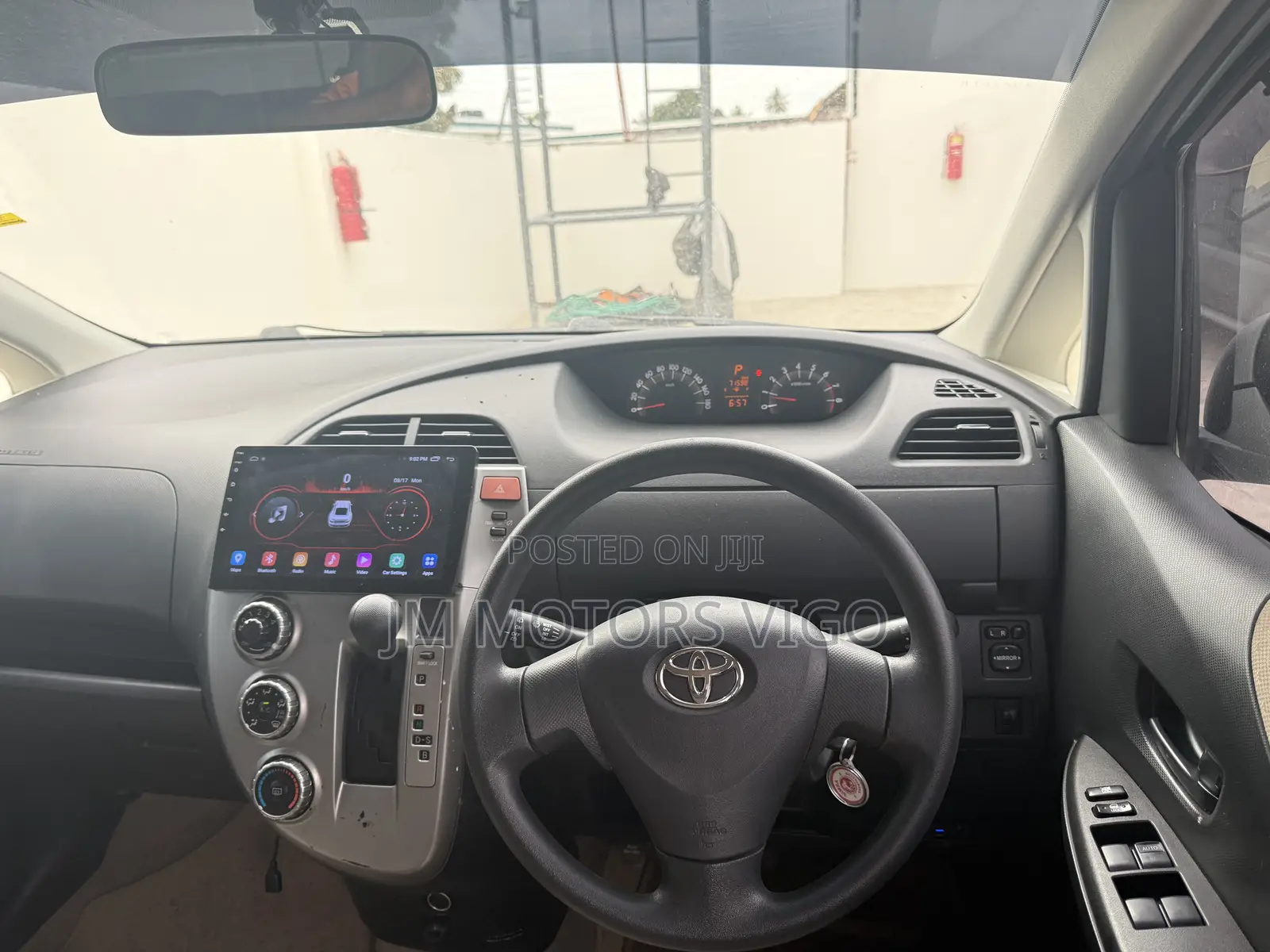 Toyota Ractis 2006 Silver