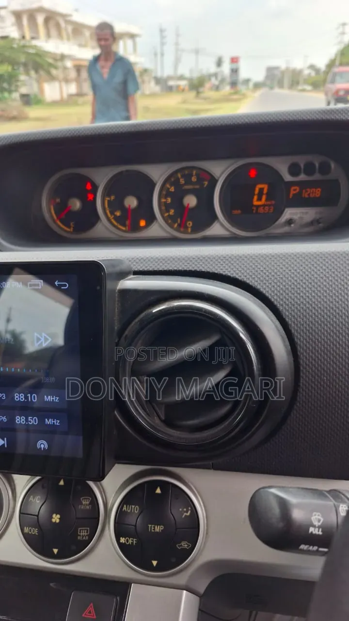 Toyota Corolla Rumion 2008 Black