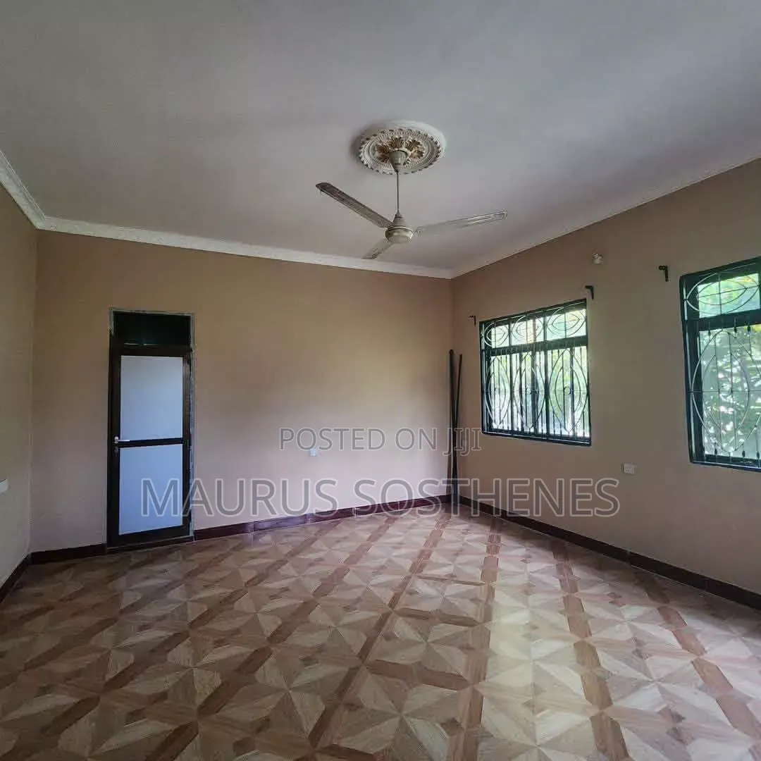 3bdrm House in Kivule Shule, Kitunda for rent