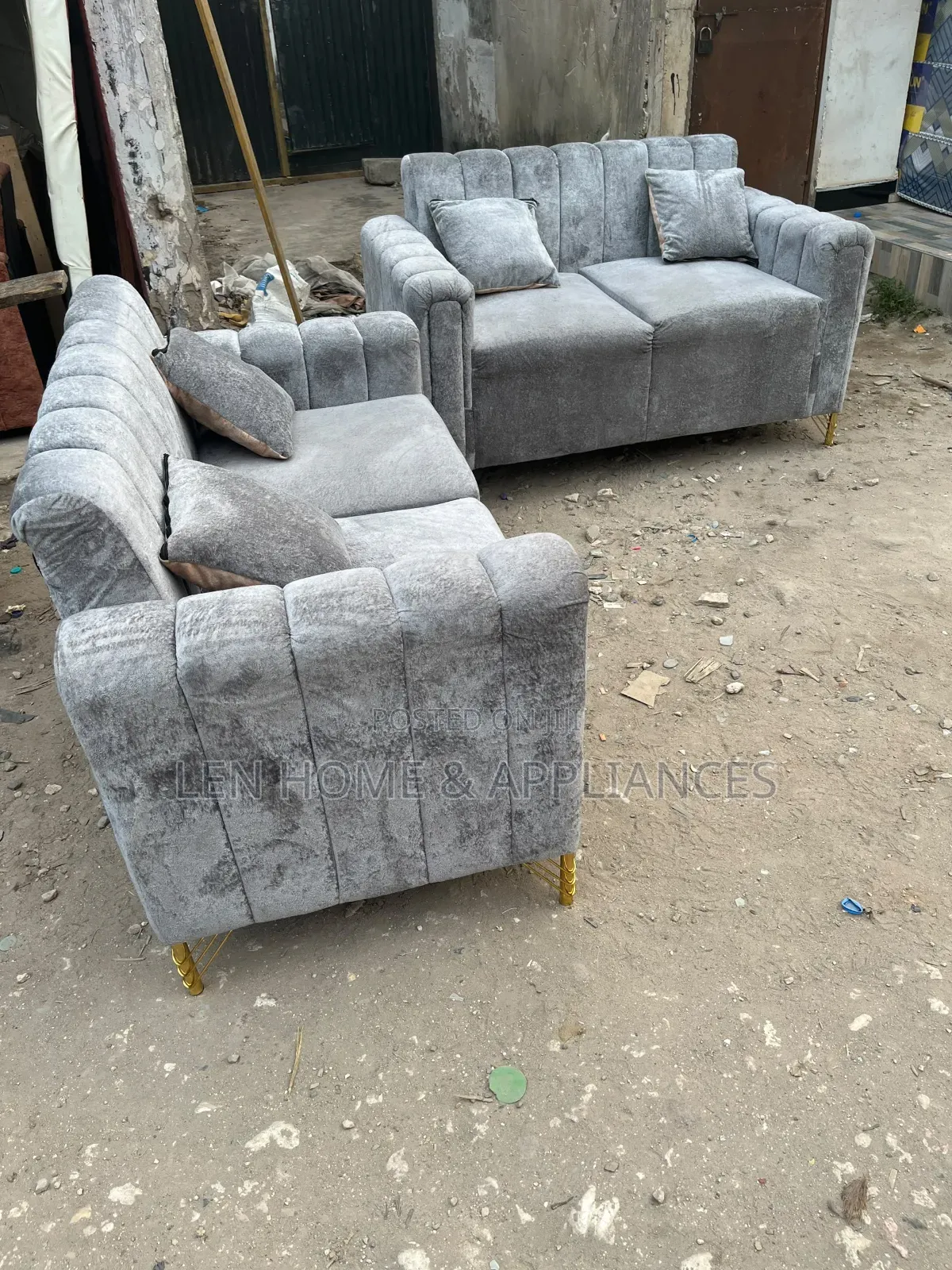 Sofa Set 2:3 Used Clean Color Grey