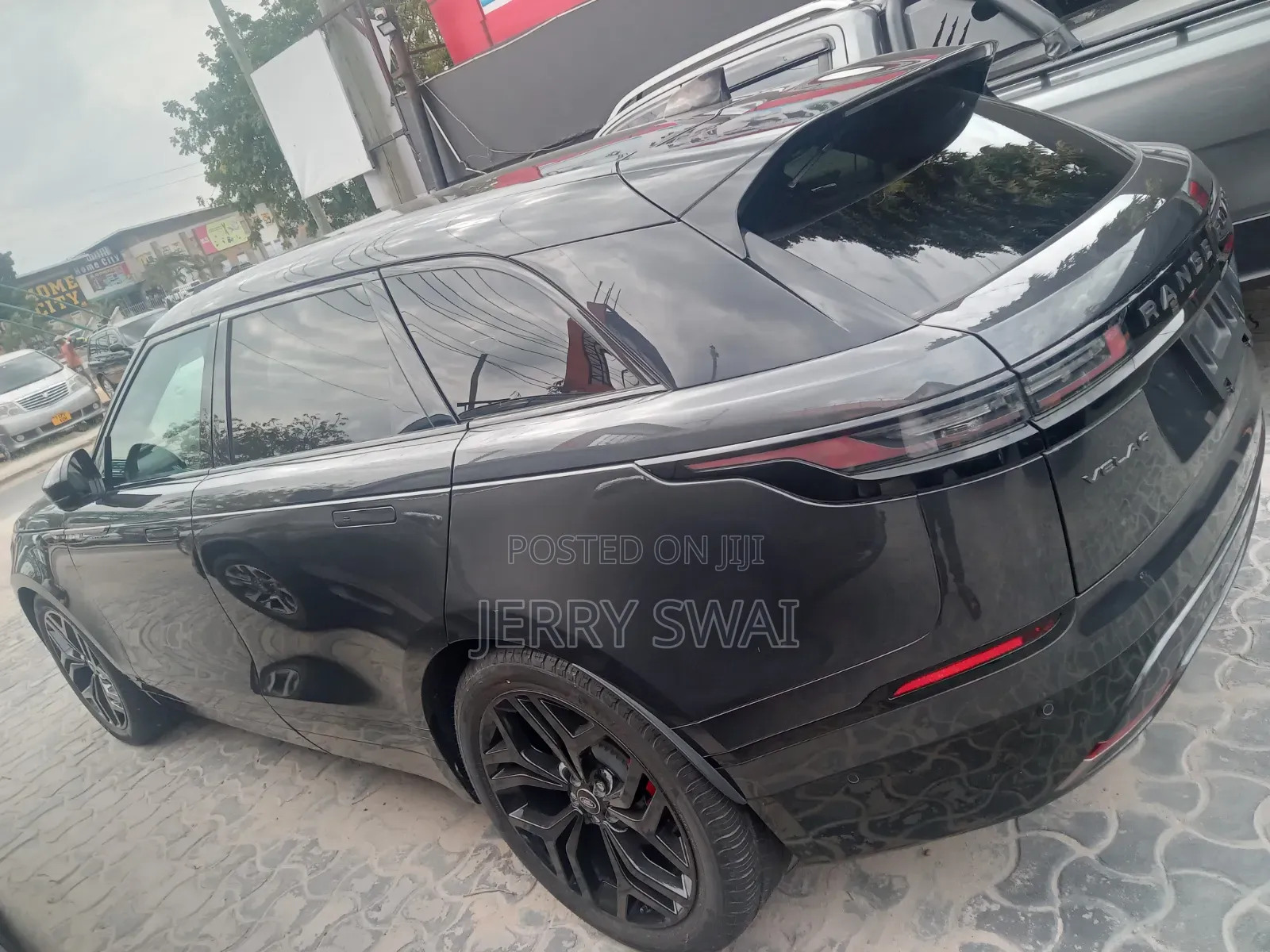 Land Rover Range Rover Velar 2023 Black