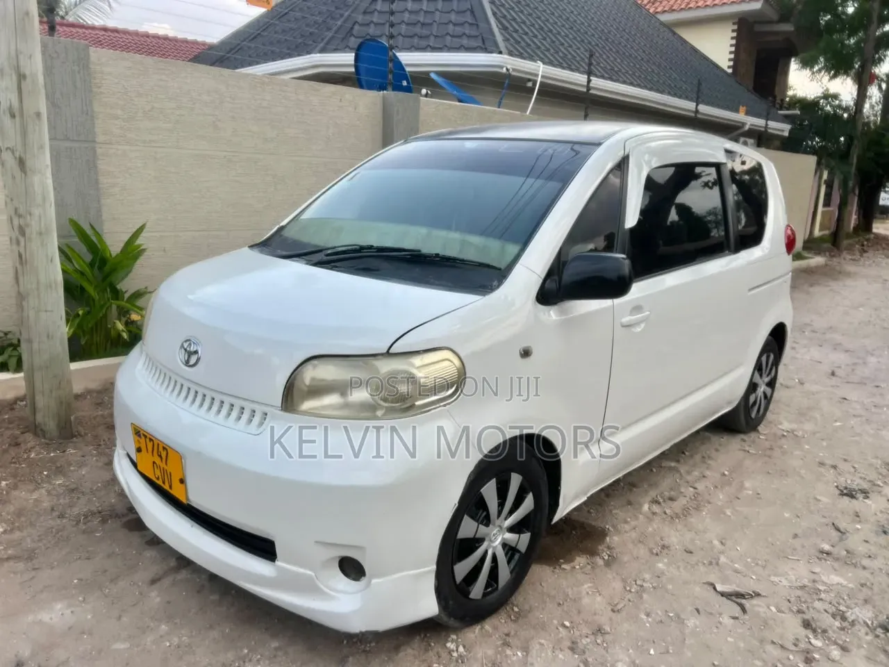 Toyota Porte 2005 White