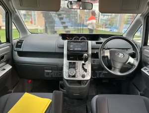 Toyota Noah 2009 Black