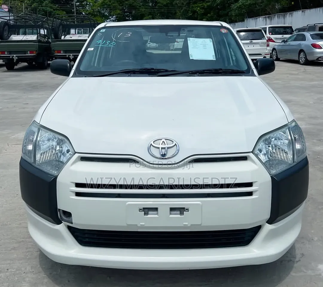 Toyota Probox 2020 Off white