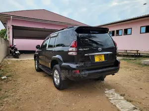 Toyota Land Cruiser Prado 2006 Black