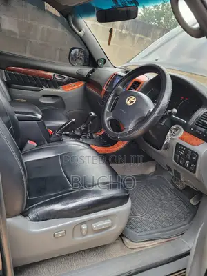 Toyota Land Cruiser Prado 2006 Black