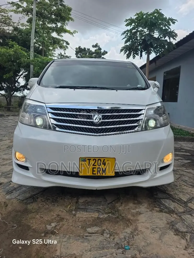 Toyota Alphard 2006 White