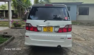 Toyota Alphard 2006 White