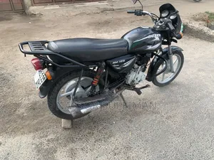 Bajaj Boxer 125 2024 Black