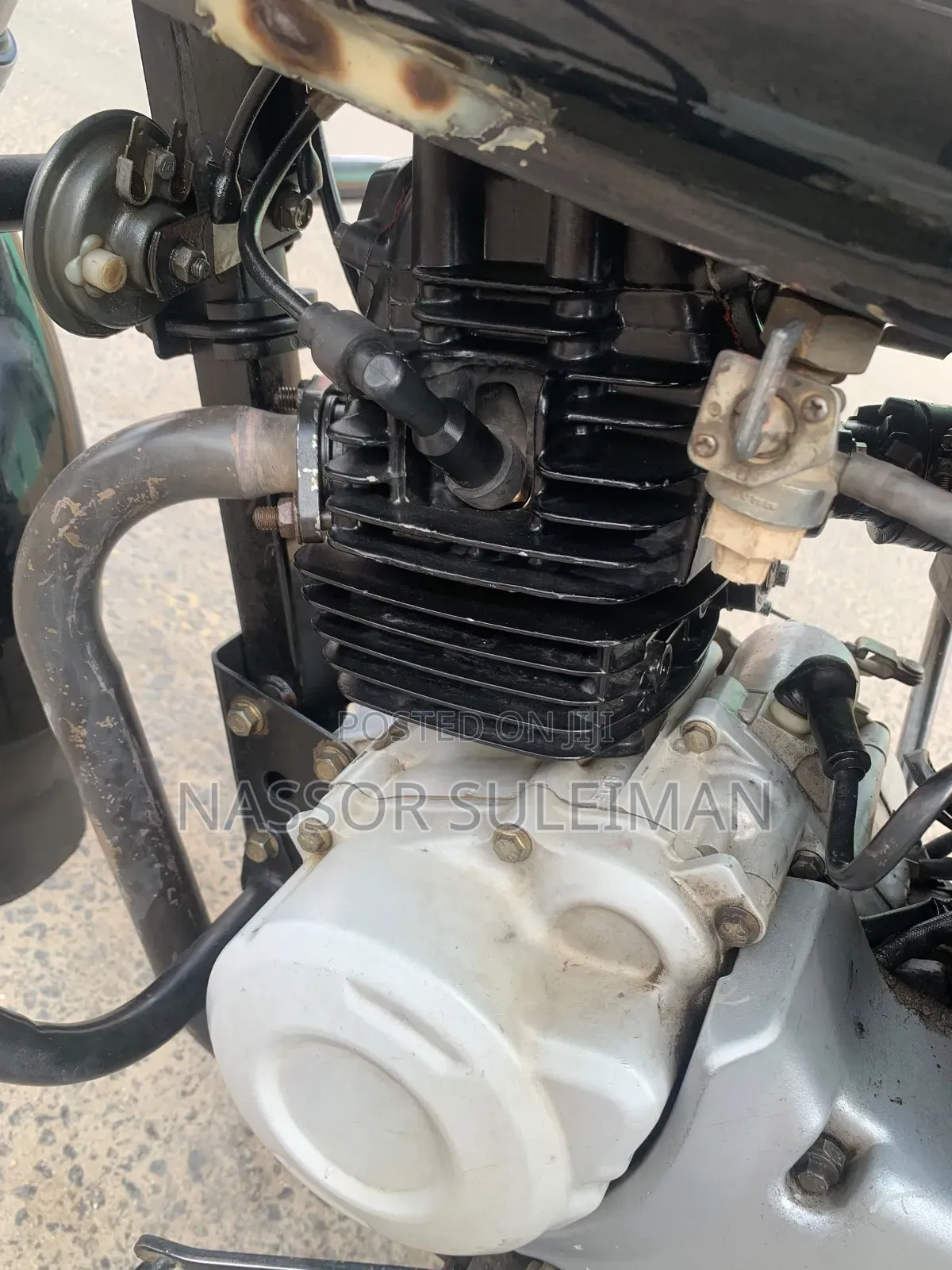 Bajaj Boxer 125 2024 Black