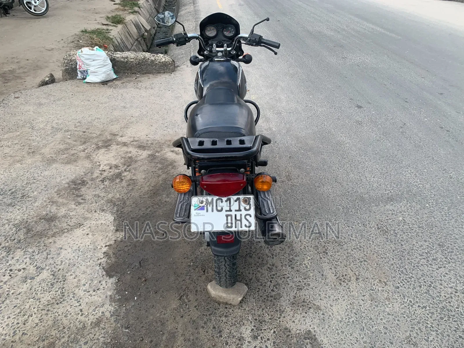Bajaj Boxer 125 2024 Black