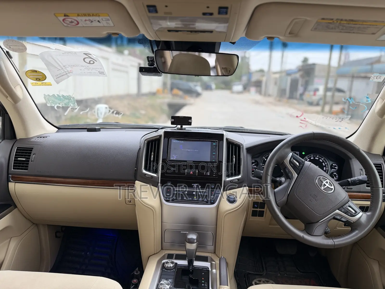 Toyota Land Cruiser 2016 White
