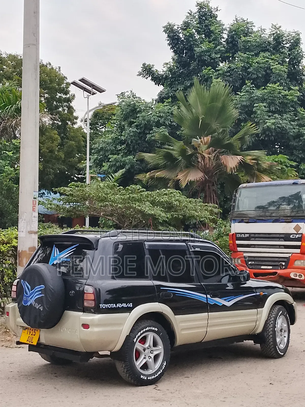 Toyota RAV4 1999 Black