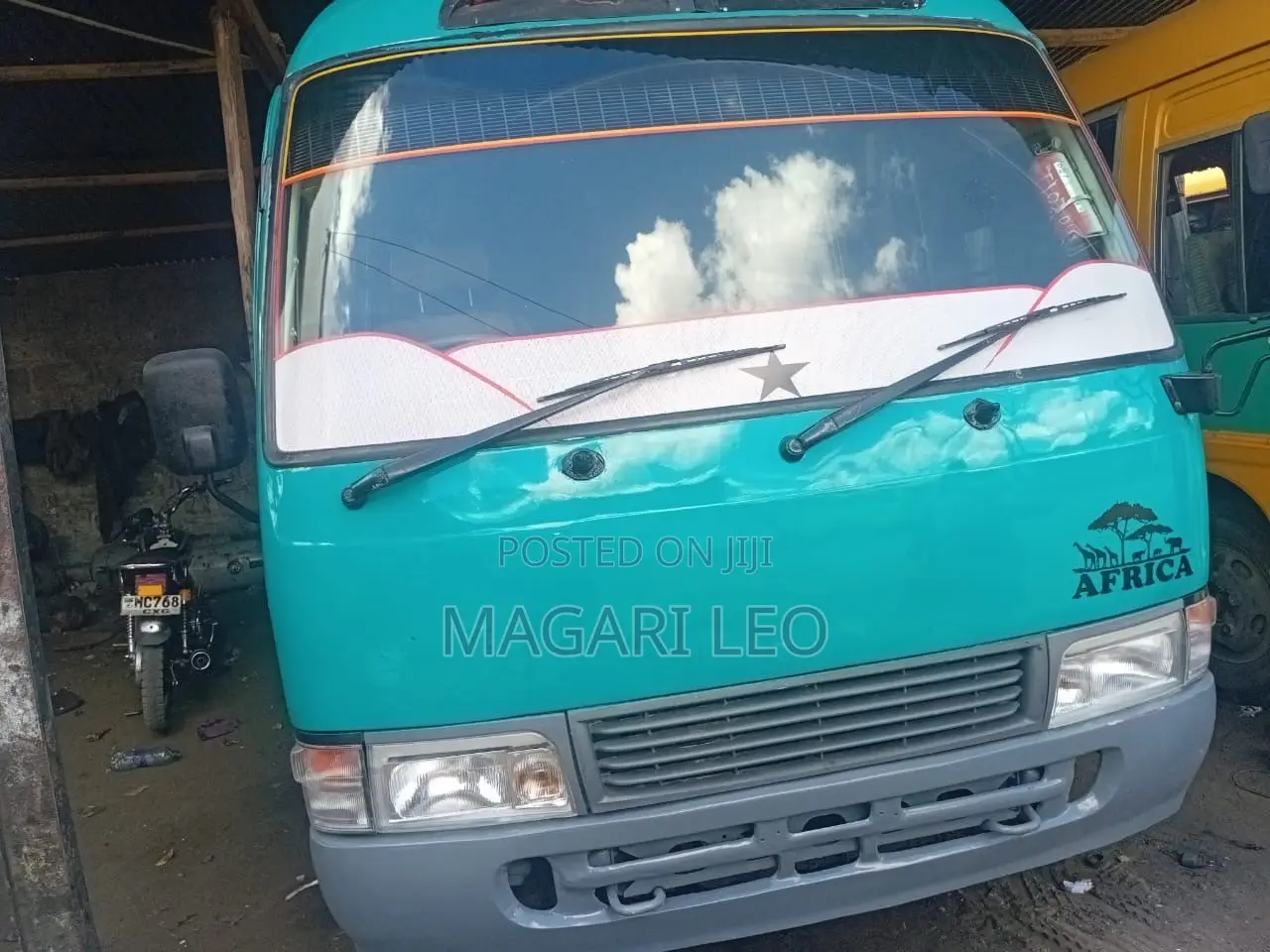 Toyota Coaster 2004 Blue
