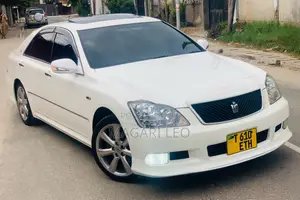 Toyota Crown 2007 Pearl