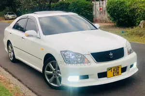 Toyota Crown 2007 Pearl