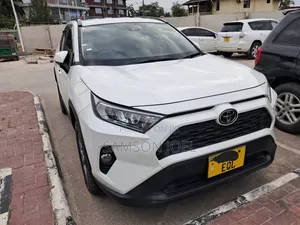 Toyota RAV4 2020 White