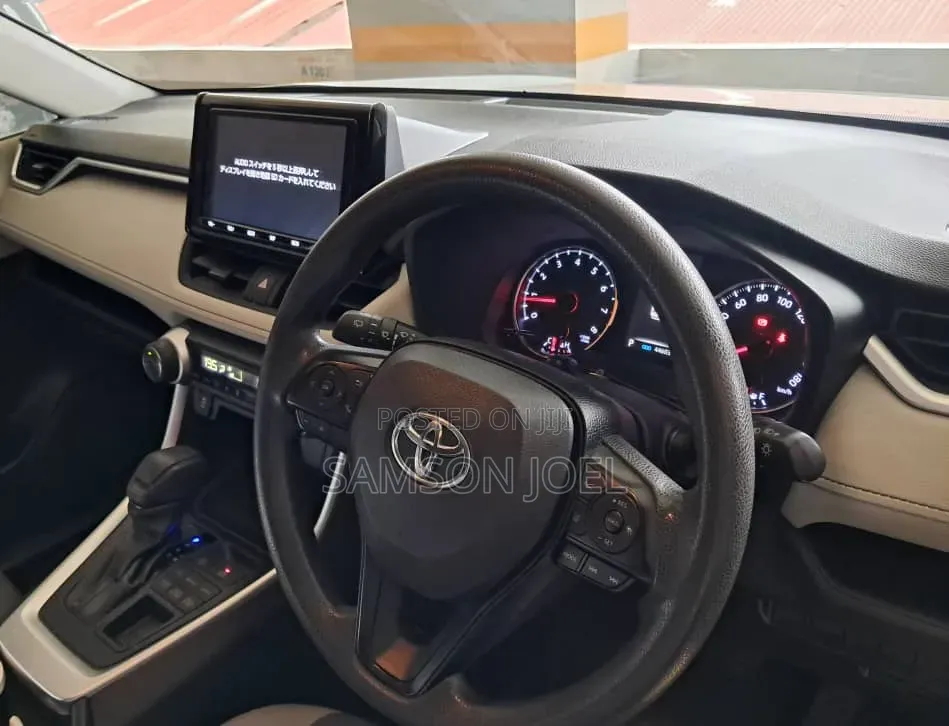 Toyota RAV4 2020 White