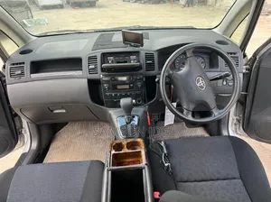 Toyota RAV4 2020 White