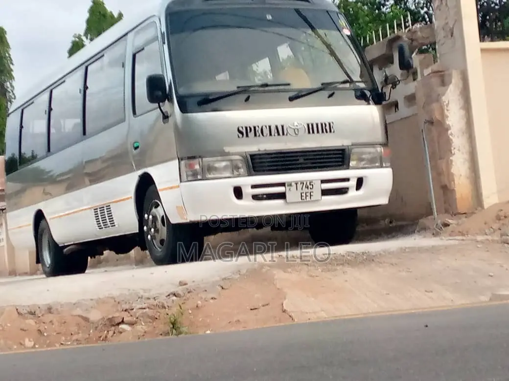 Toyota Coaster 2004 Grey