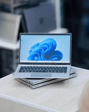 Laptop HP EliteBook 1040 G8 16GB Intel Core i7 SSD 512GB