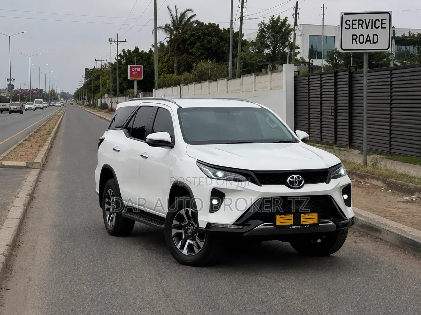 Toyota Fortuner 2024 White
