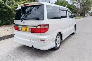 Toyota Alphard 2004 White