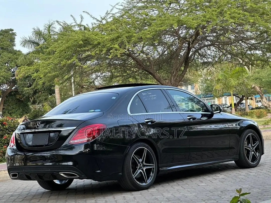 Mercedes-Benz C-Class 2015 Black