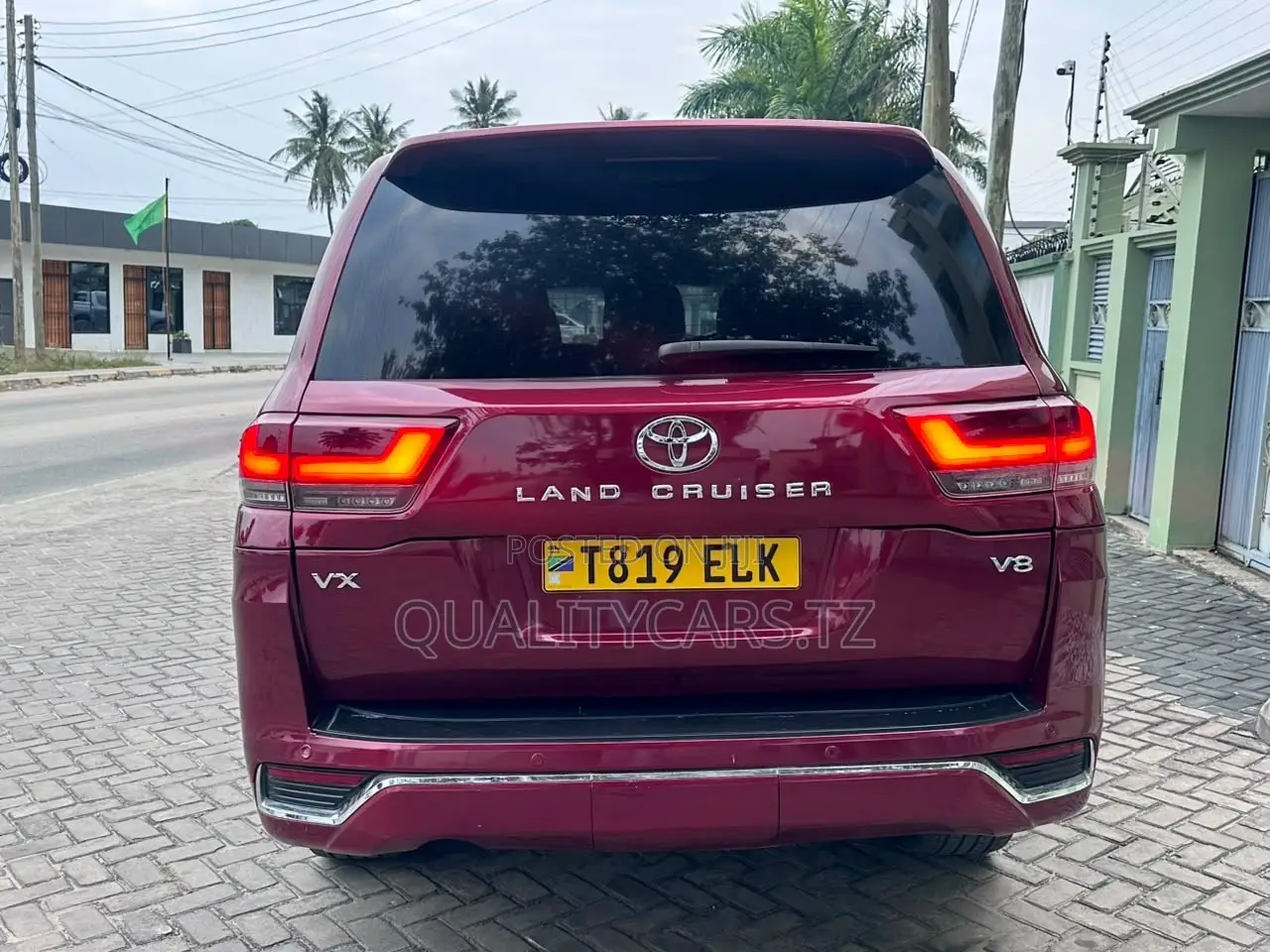 Toyota Land Cruiser 2013 Red