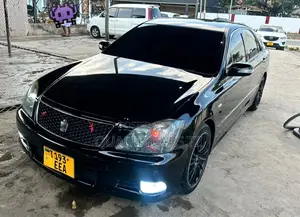 Toyota Crown Royale 2005 Black
