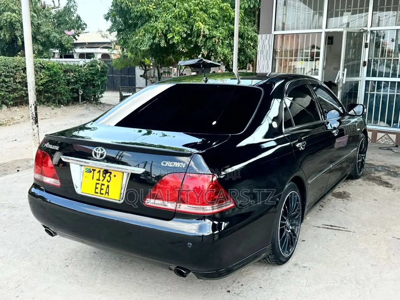 Toyota Crown Royale 2005 Black
