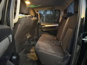Toyota Hilux 2021 Black