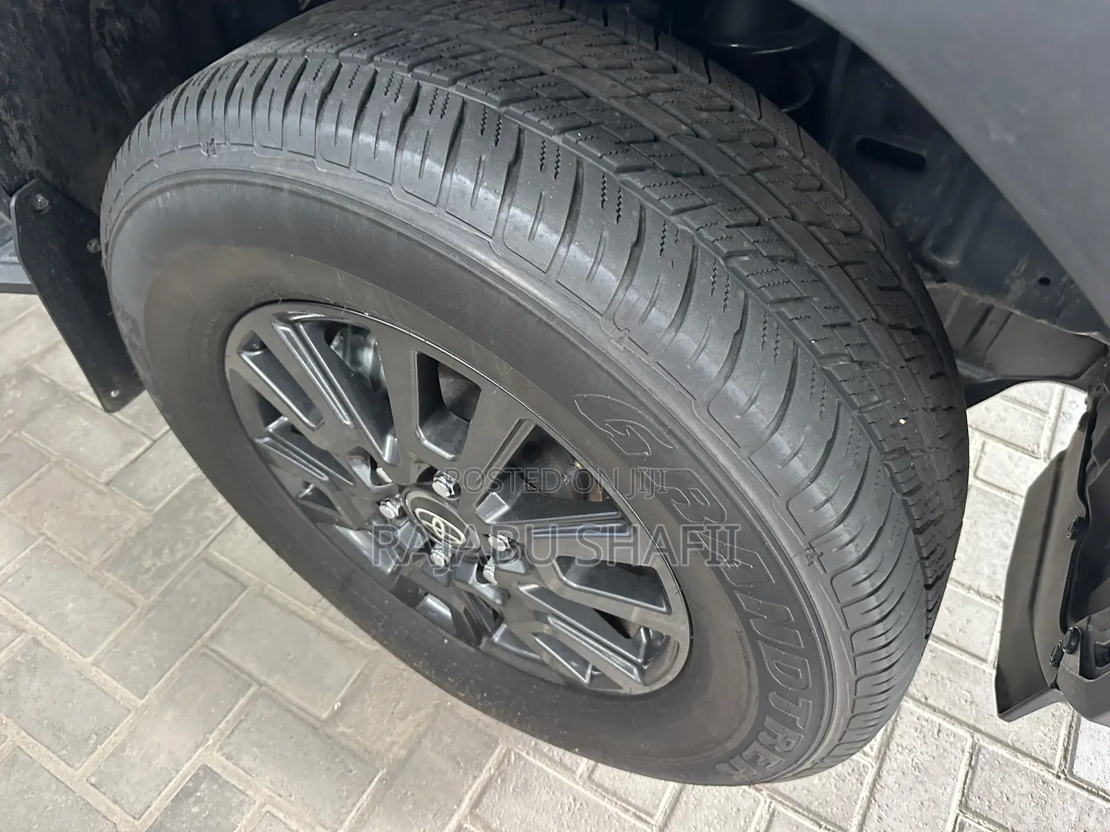 Toyota Land Cruiser Prado 2.7 2024