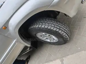 Toyota Land Cruiser Prado 2005 Silver