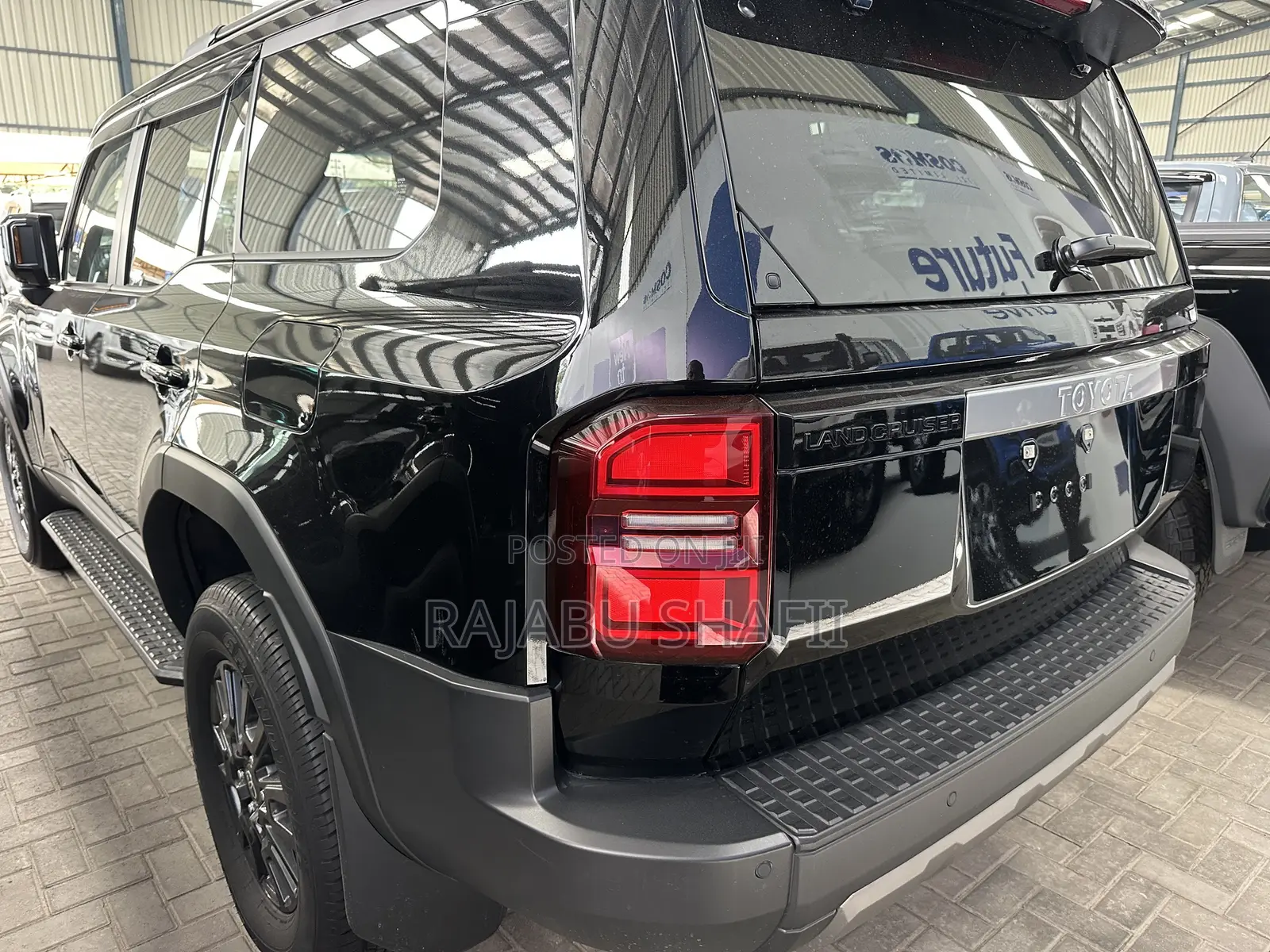Toyota Land Cruiser Prado 2.7 2024 Black