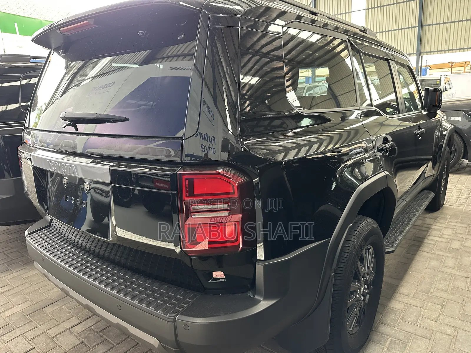 Toyota Land Cruiser Prado 2.7 2024 Black