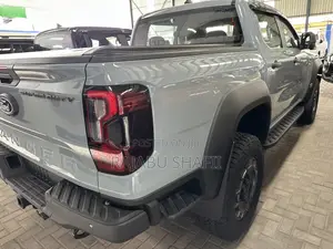 Ford Ranger Raptor 4WD SuperCrew 5' Box 2025