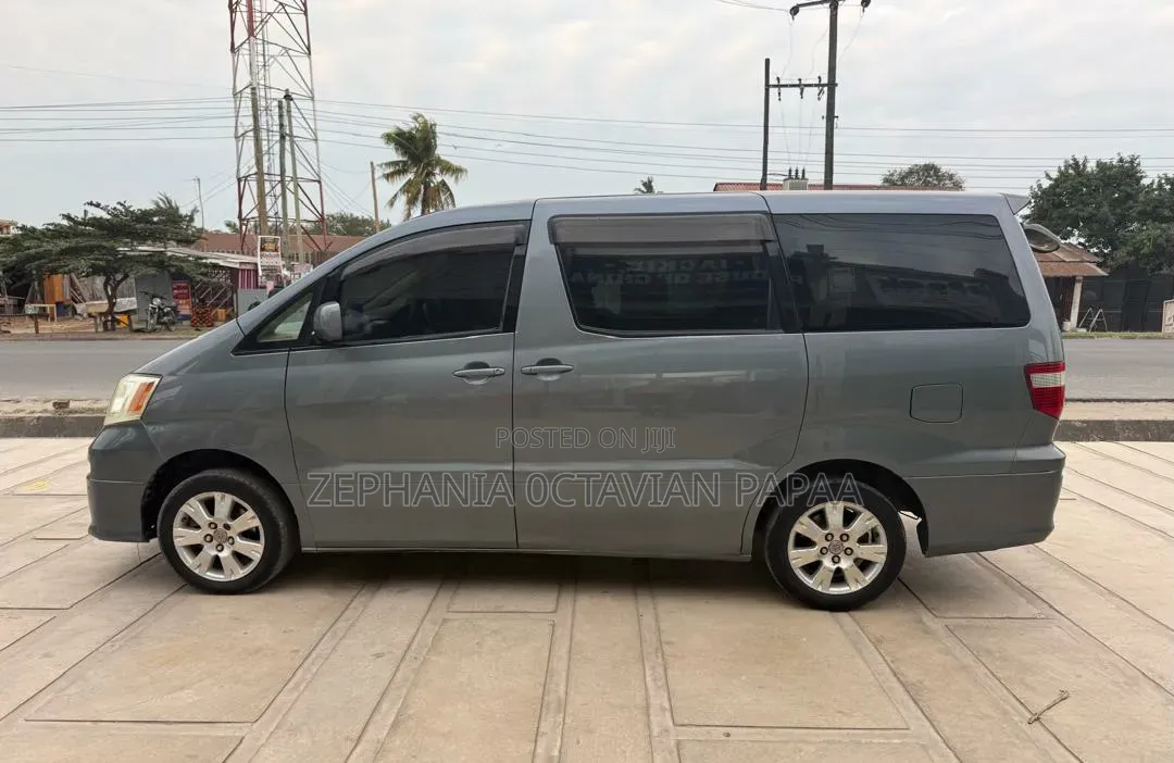 Toyota Alphard 2004 Gray