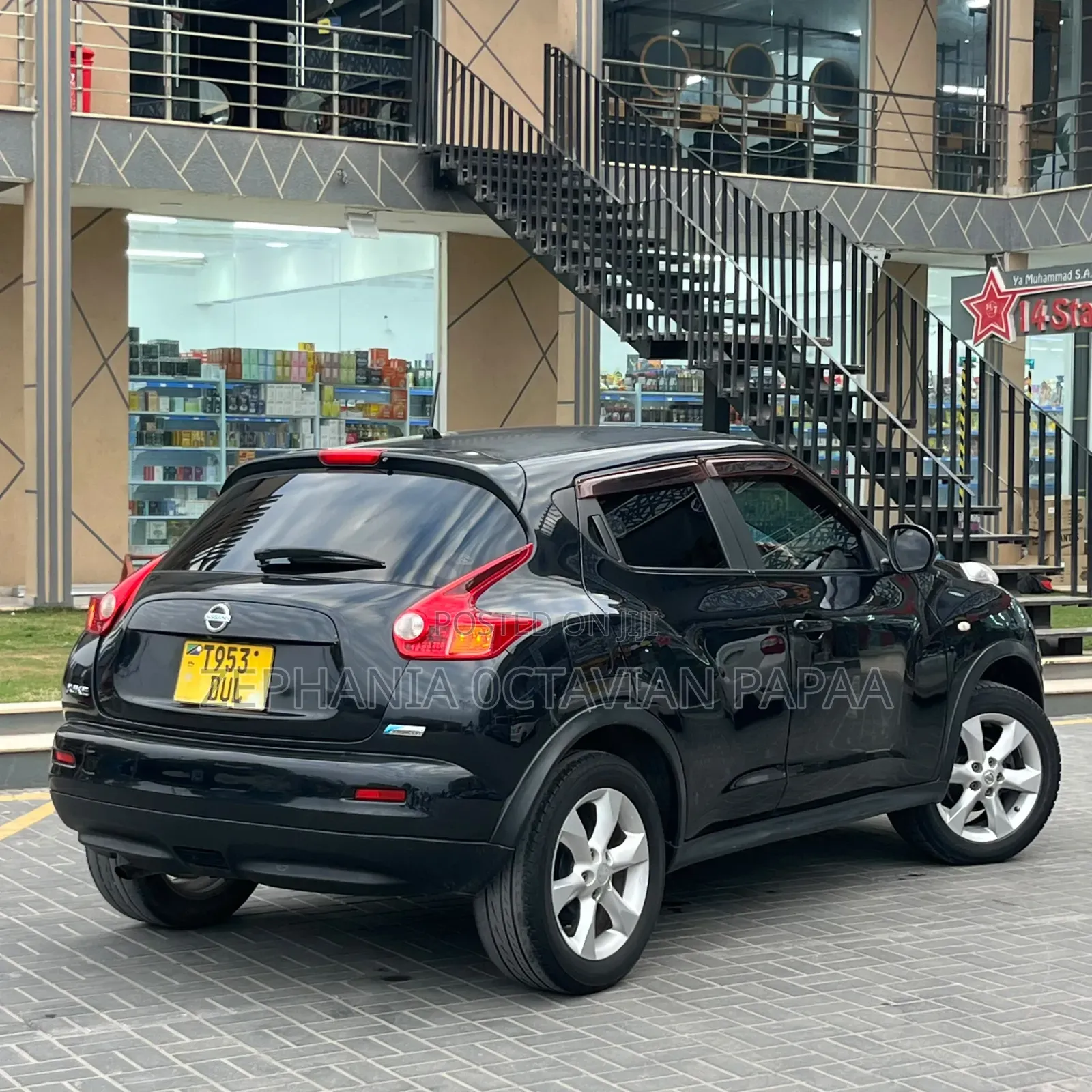Nissan Juke 2011 Black