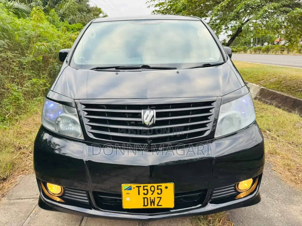 Toyota Alphard 2005 Black