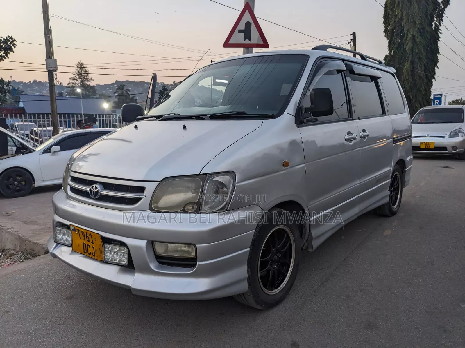 Toyota Noah 2008 Silver