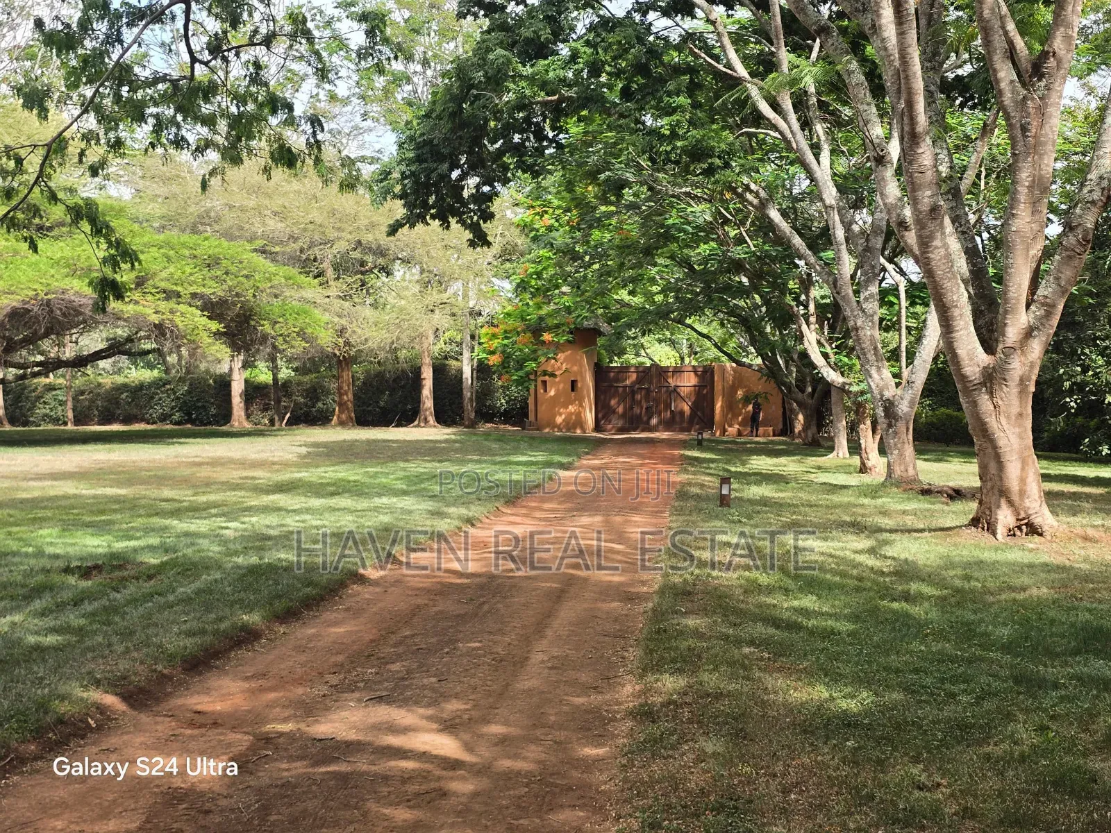 14 Acres Property for Sale in Nelson Mandela Road, Chekereni-Arusha*