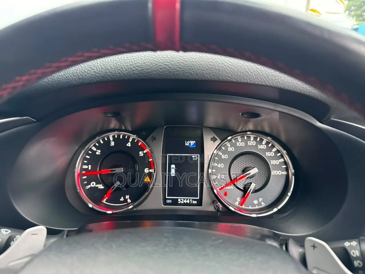 Toyota Hilux 2023 White