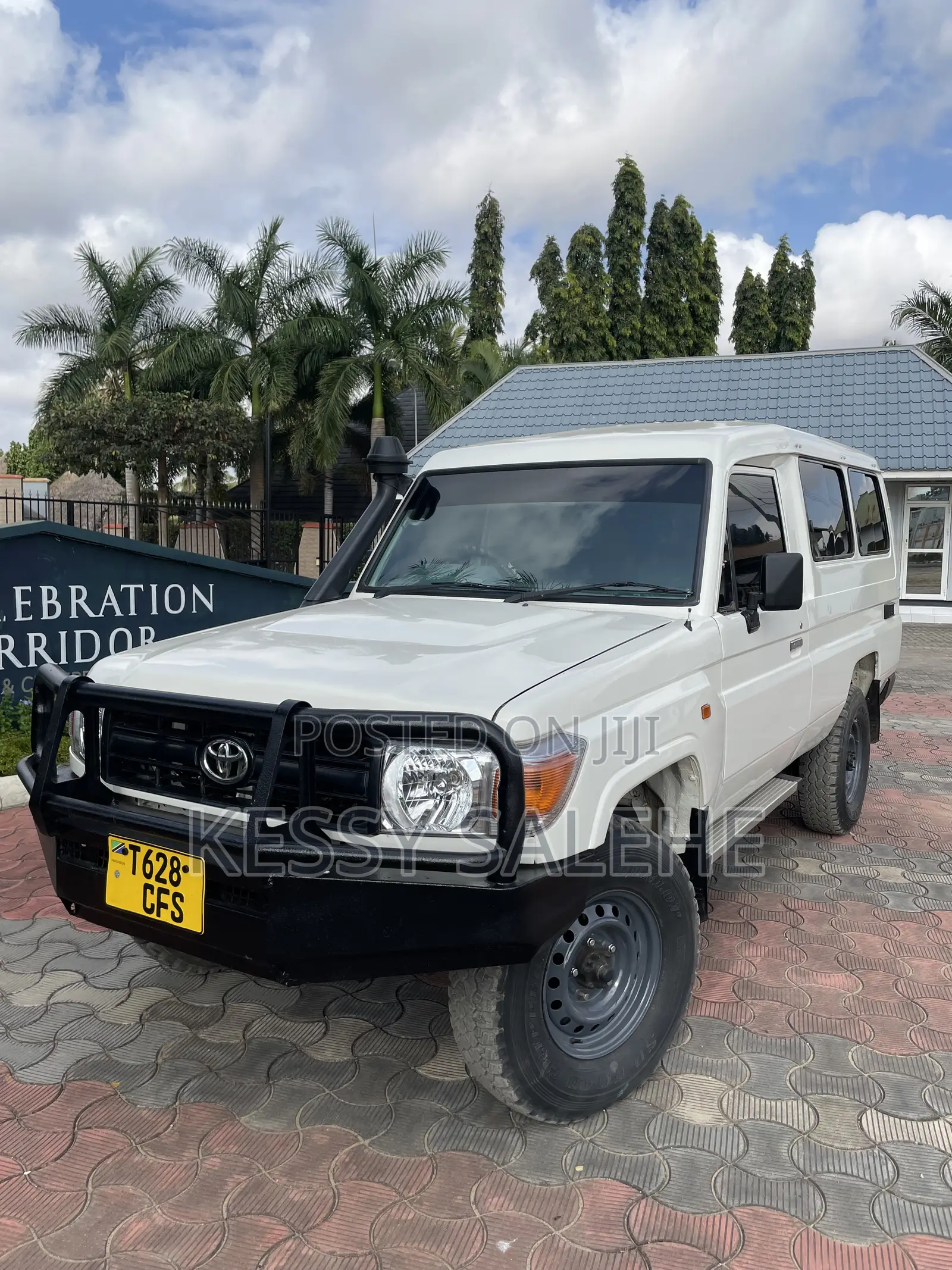 Toyota Land Cruiser 79 Series 2006 White