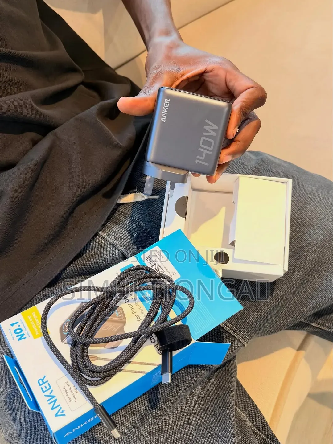 Anker 30W Fast Charger