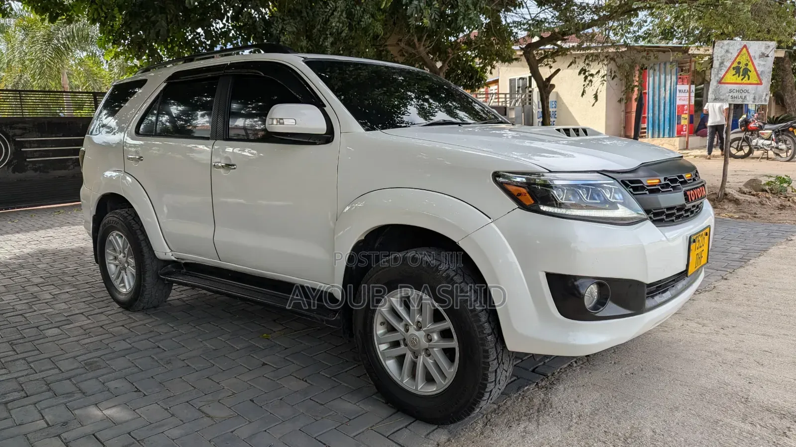 Toyota Fortuner 2014 White