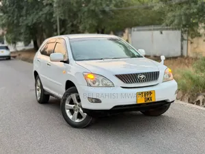 Toyota Harrier 2005 White