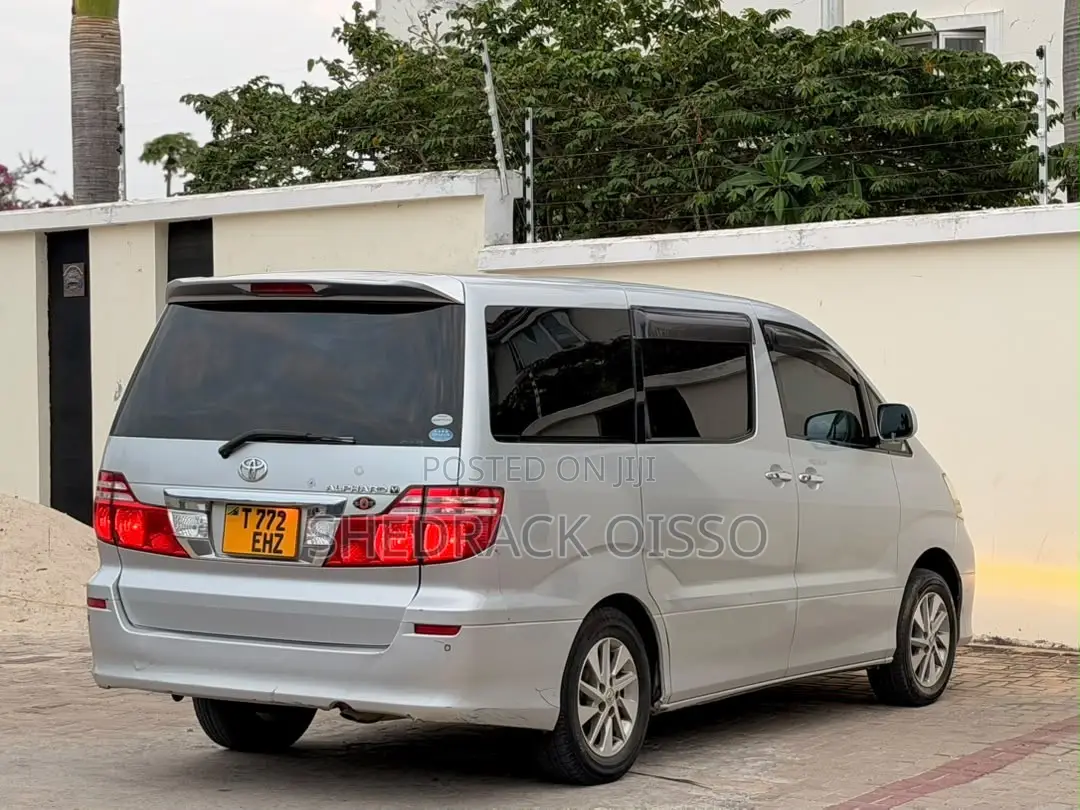 Toyota Alphard 2006 Silver