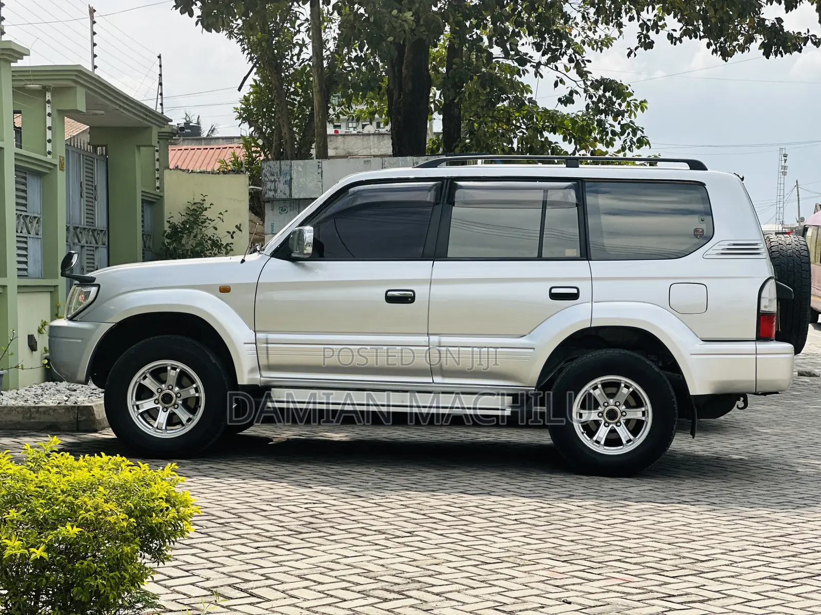 Toyota Land Cruiser Prado 2002 Silver