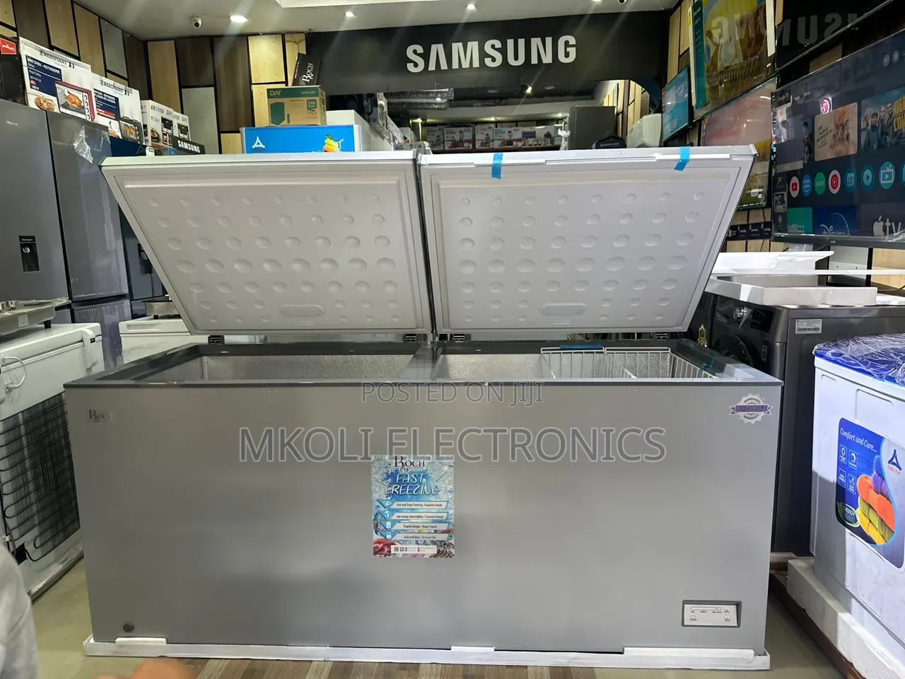 Roch Chest Freezer 801 L- Mpya Kabisa
